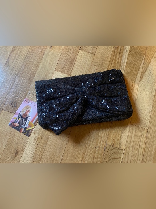 Betsey Johnson Handbags - Betsey Johnson Black Sequined Bow Convertible Clutch Evening Bag Chain Strap